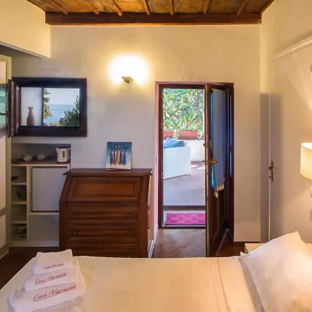 Sleeps 5 Pool Wifi