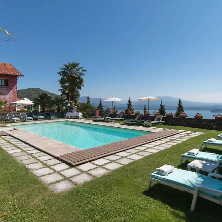 Sleeps 5 Pool Wifi Apartament *